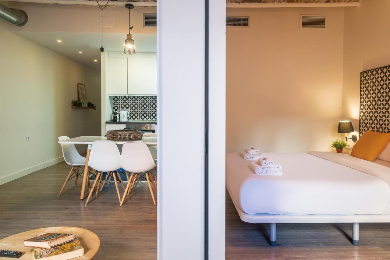 Modern Catalan Apartments By Olala Homes L'Hospitalet de Llobregat Esterno foto