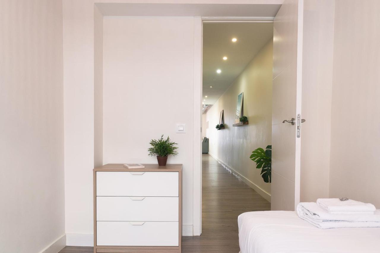 Modern Catalan Apartments By Olala Homes L'Hospitalet de Llobregat Esterno foto